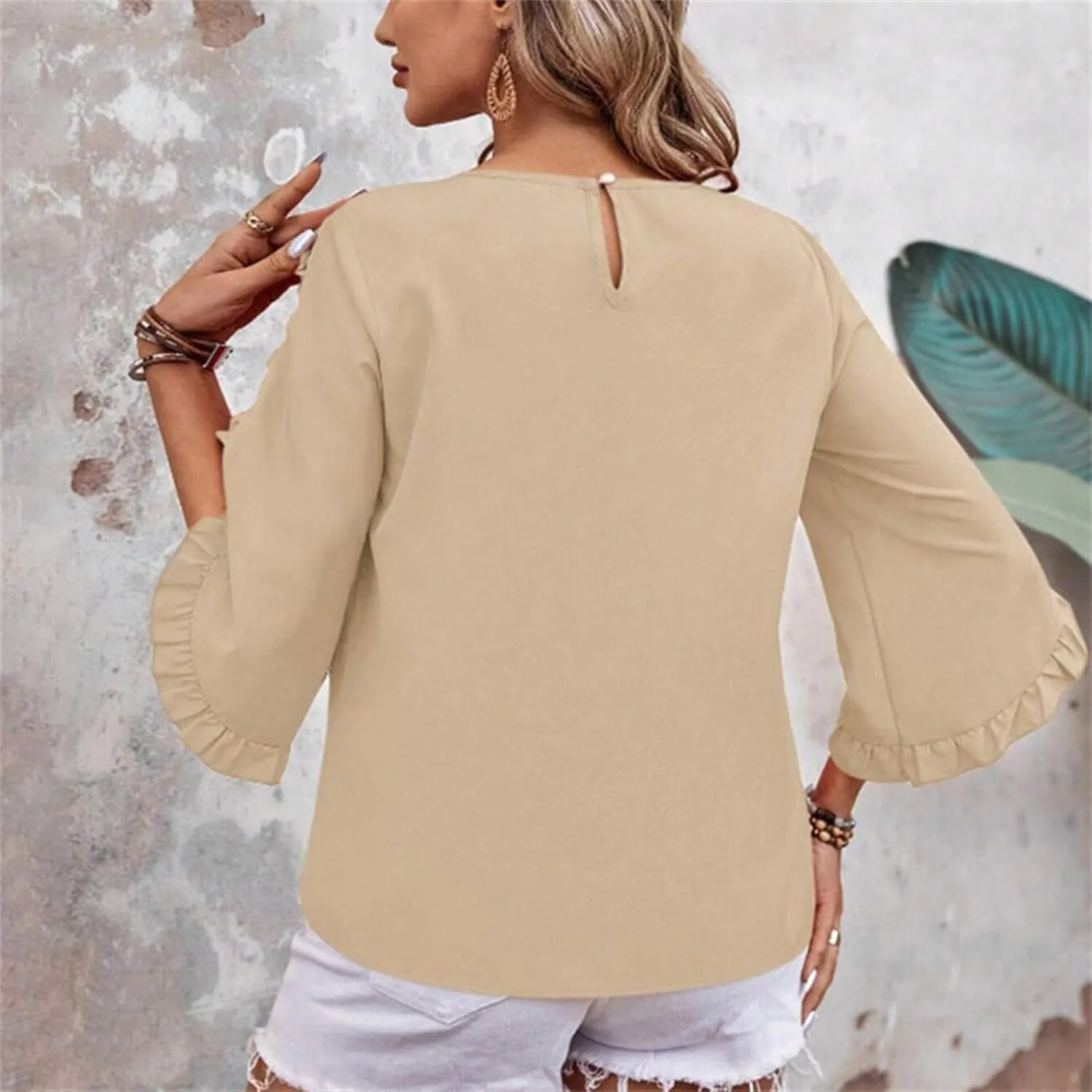 2025 Ruffle Bat Sleeve T Shirt for Women Boat Neck Tops Loose Dressy Casual Shirts Spring Summer Blouses Tees