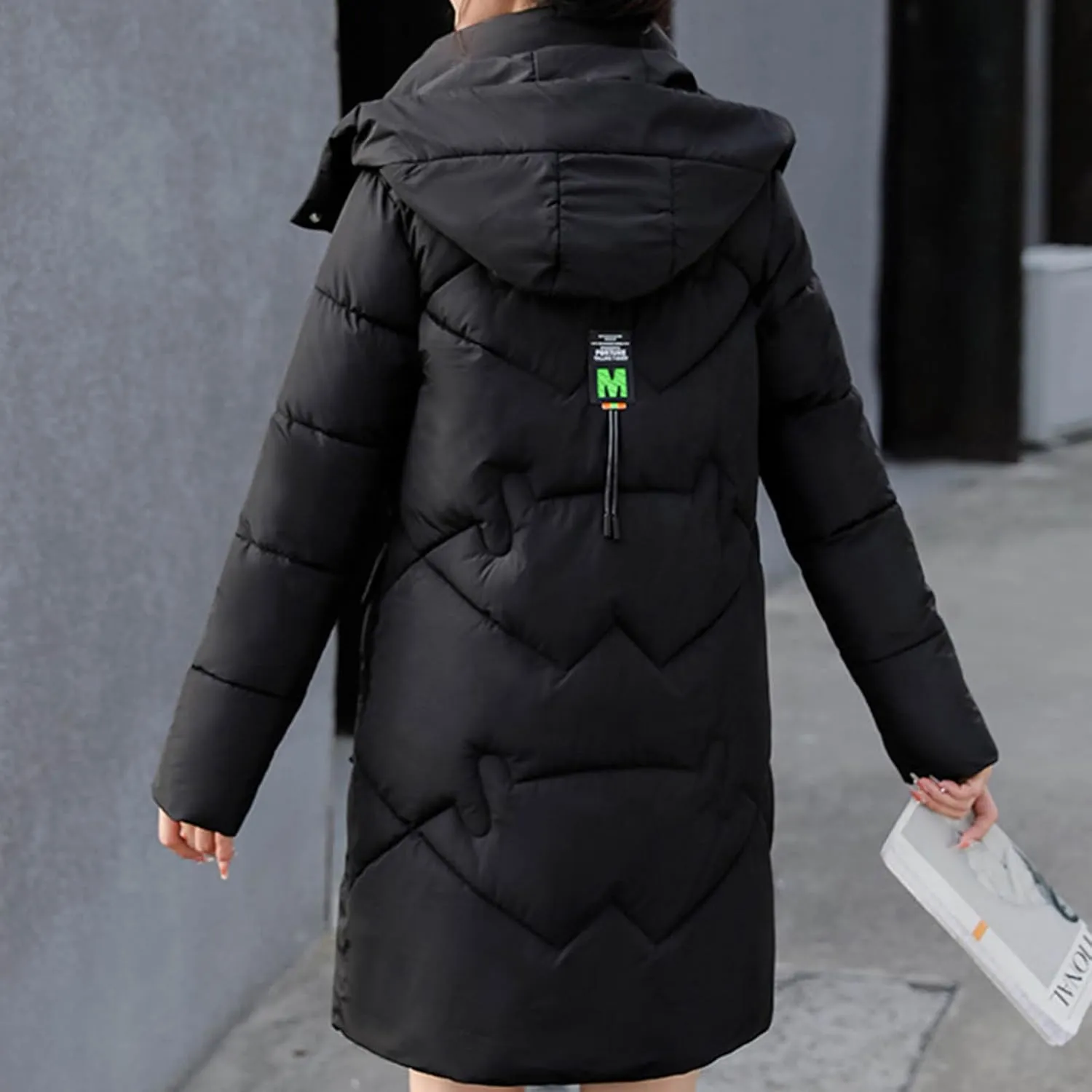 Borniu Women's Warm Thickened Parka Coat Winter Puffer Jacket Quilted Hooded Long Down Coat with Pockets