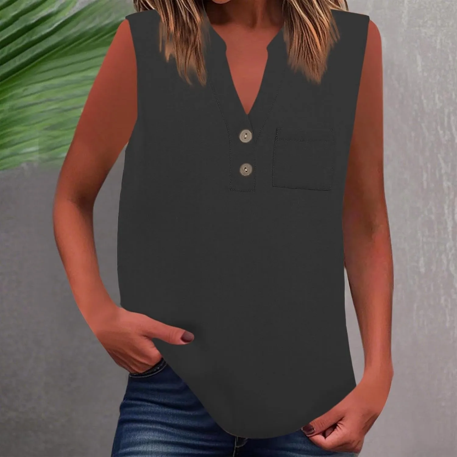 Loose Fit Linen Tank Tops for Women Sleeveless V-Neck Button Cami Shirts with Side Slits Beach Vacation Outfits​