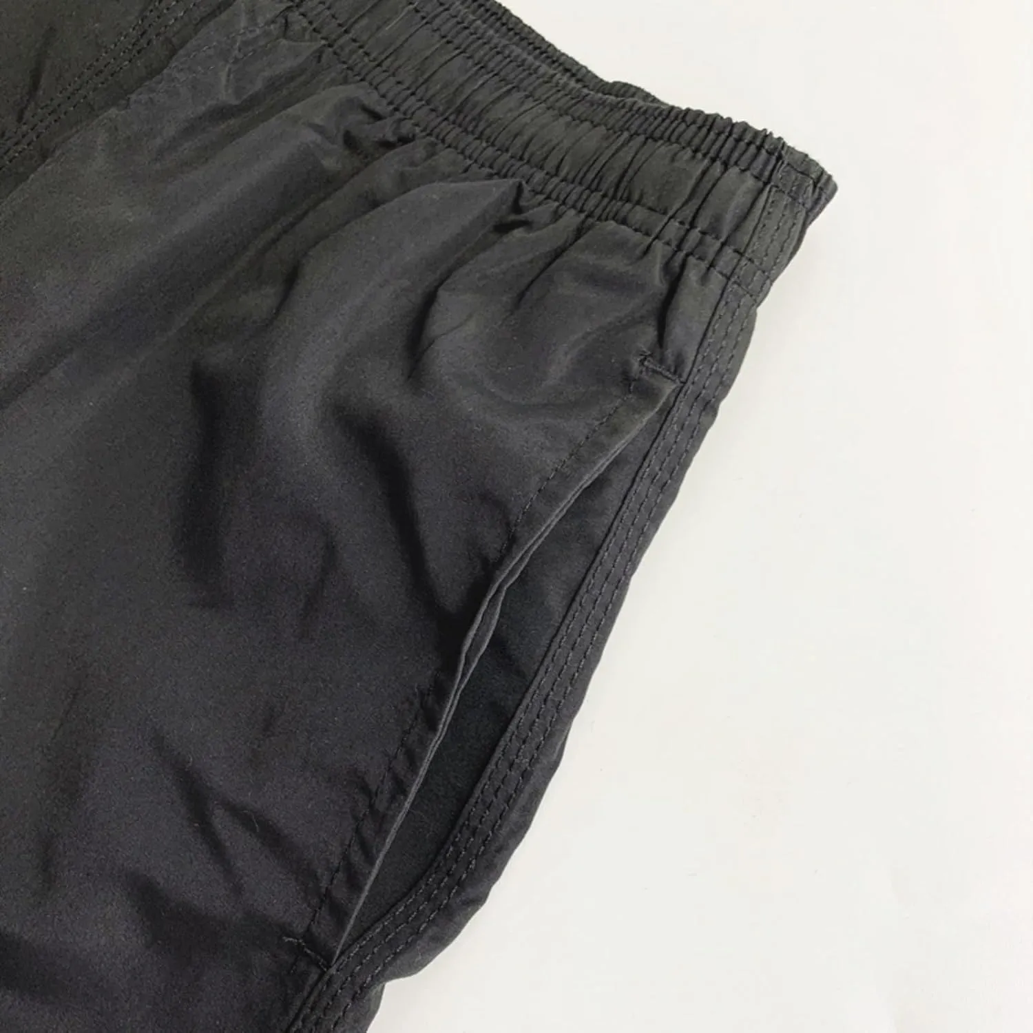 Men's Workout Running Shorts Mesh Lining Quick Dry Shorts Solid Summer Beach Shorts Elastic Waist Drawstring Shorts
