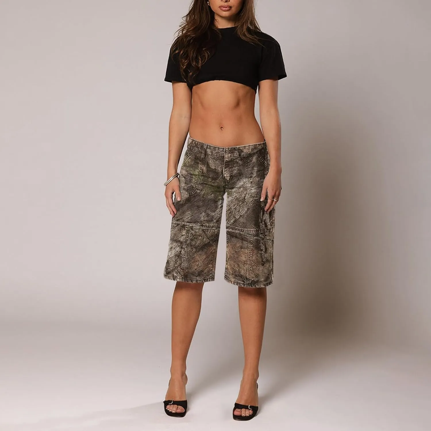 Women Camo Shorts Y2K Maple-Leaf Baggy Jorts Casual Long Jean Shorts Bermuda Shorts with Pocket Hiking Shorts