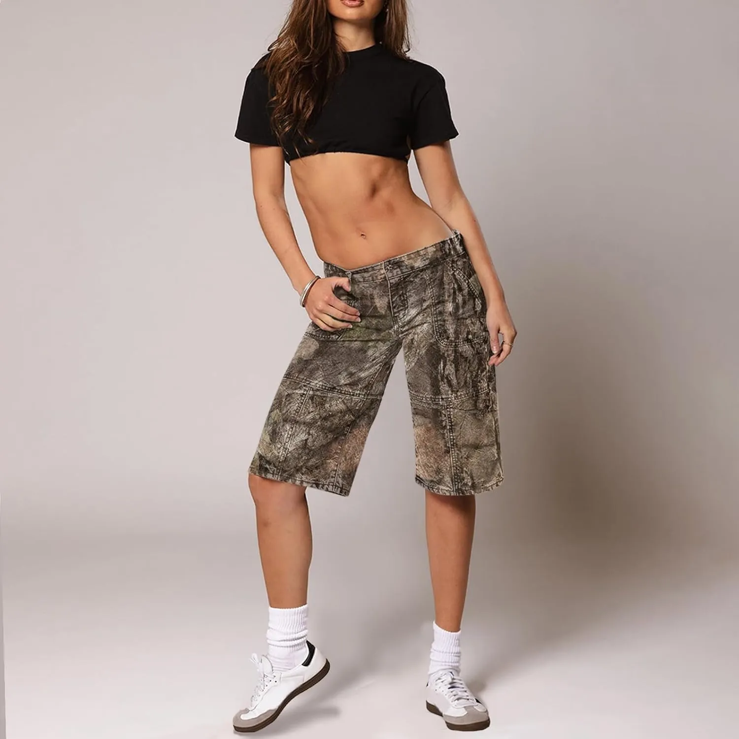Women Camo Shorts Y2K Maple-Leaf Baggy Jorts Casual Long Jean Shorts Bermuda Shorts with Pocket Hiking Shorts