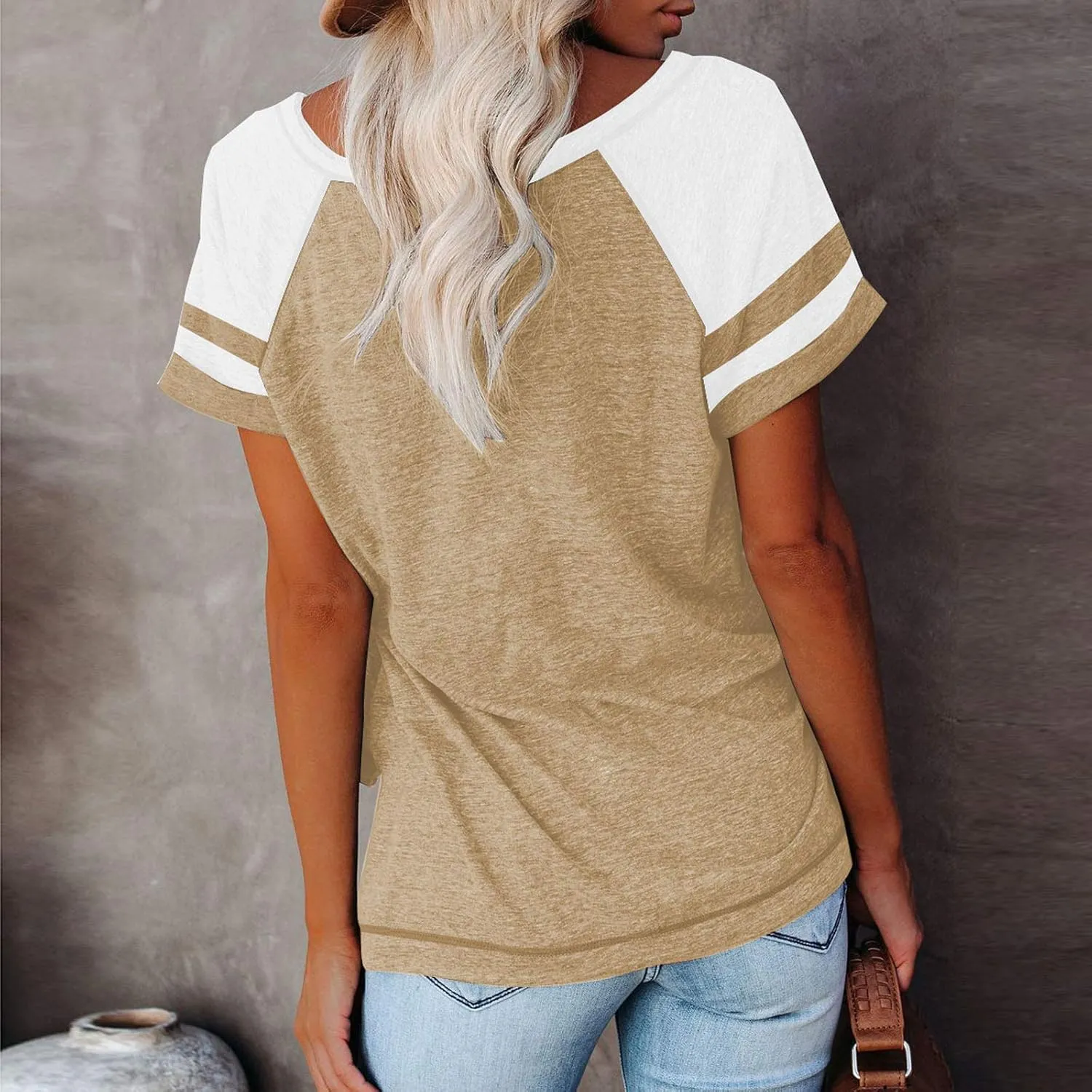 Women's Fashion Casual Crewneck Color Block T Shirts Loose Fit Tee Shirts Blouses 2025 Fashion Shirts Workout Tee