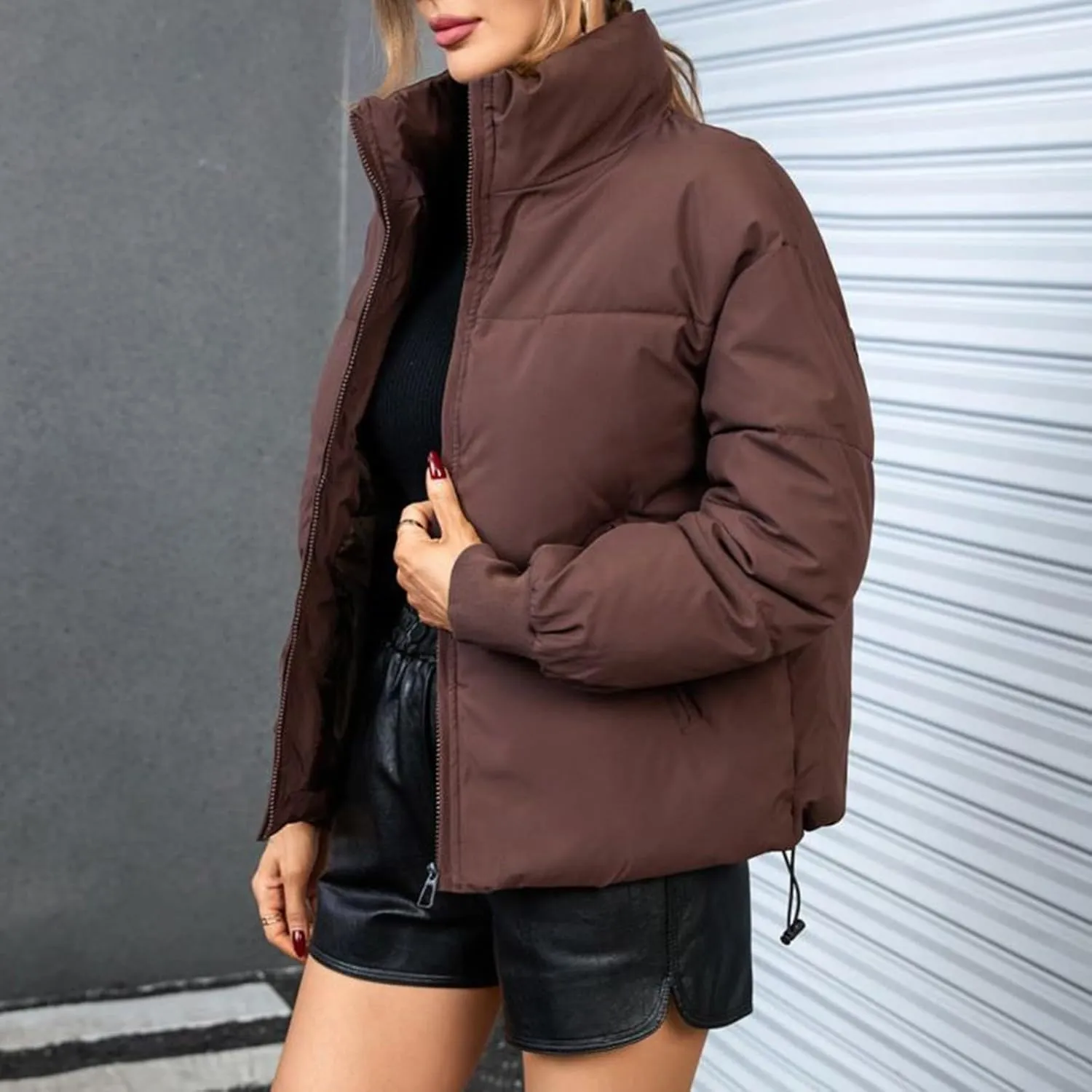 Women's Winter Quilted Jackets Full Zip Long Sleeve Puffer Jackets Short Quilted Warm Puffer Down Coats with Pockets